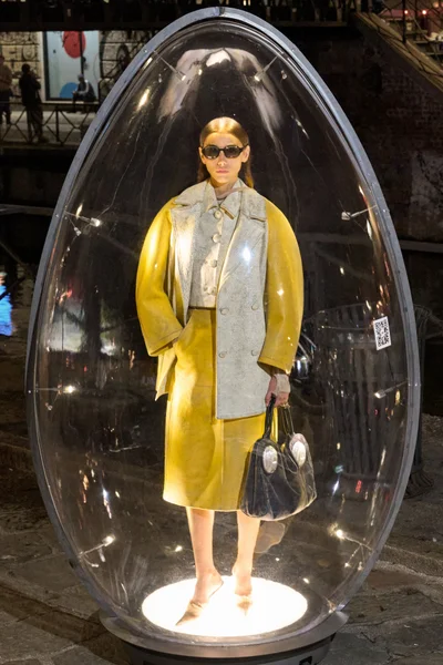 Look 23